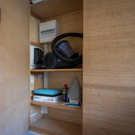 A081-cannes Avec Terrasse Au Calme Сasa de vacaciones *